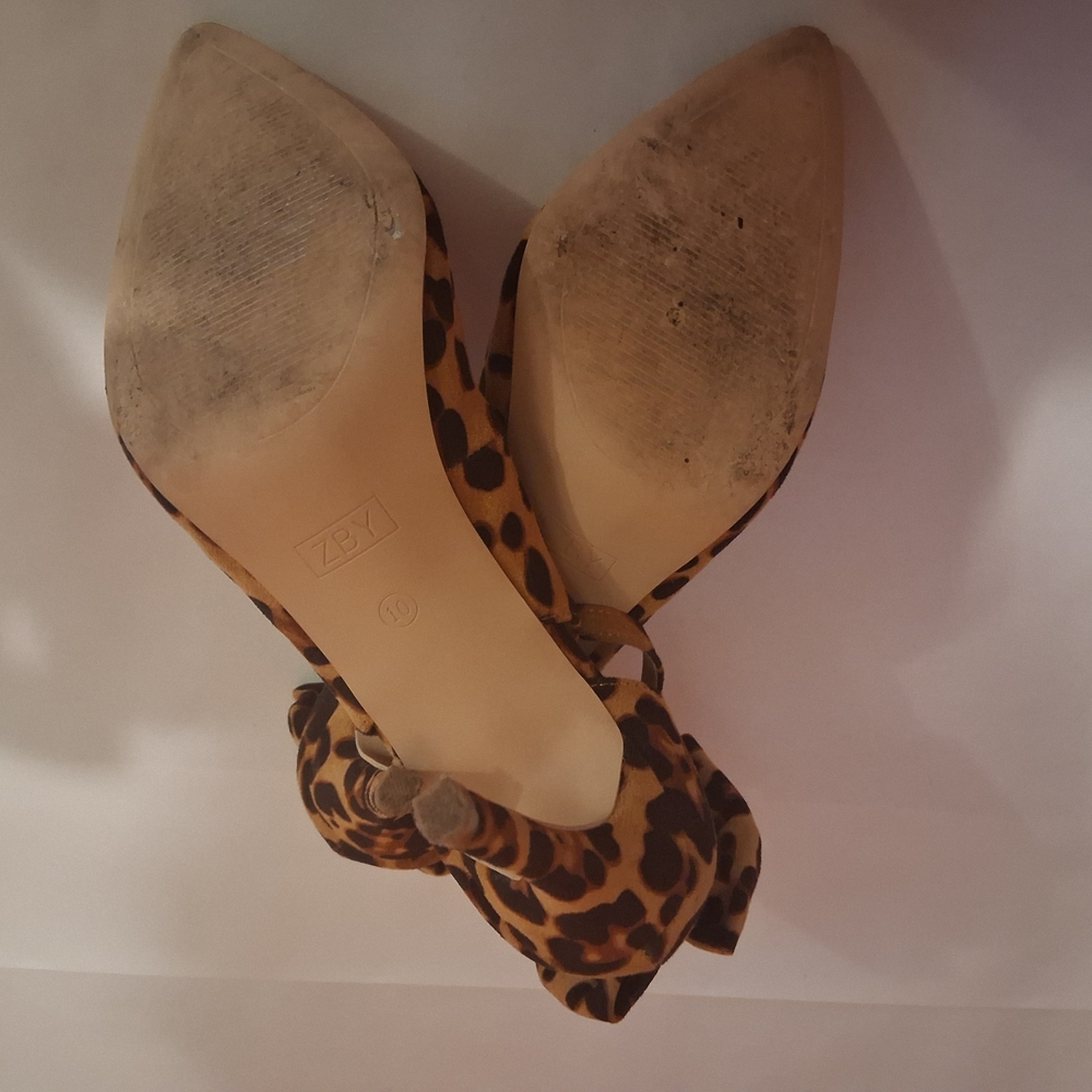 Leopard Print Women's Heels with Bow Accent